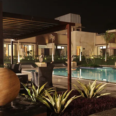 Oodles Hotel-3